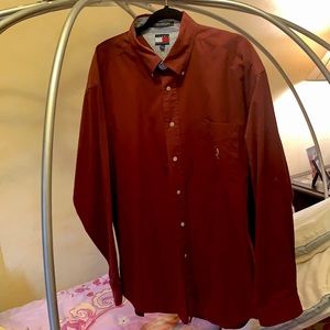 Tommy Hilfiger vintage, maroon XL shirt